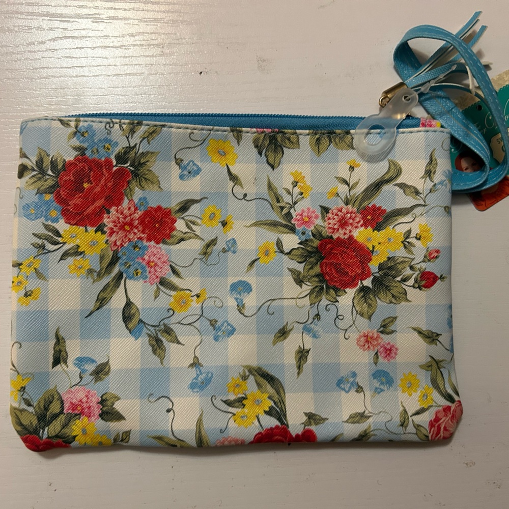 The Pioneer Woman Blue Floral Wristlet